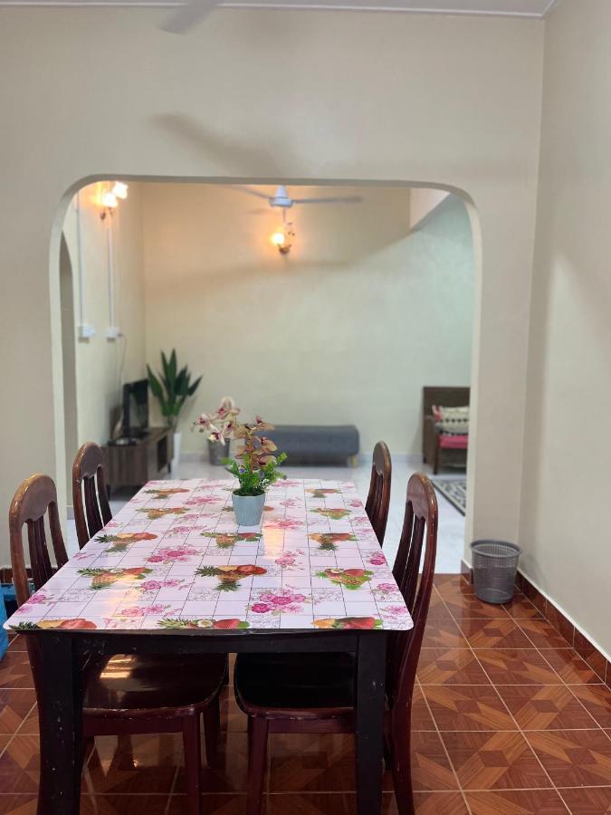 Ahza My Homestay Kemaman Chukai Ngoại thất bức ảnh